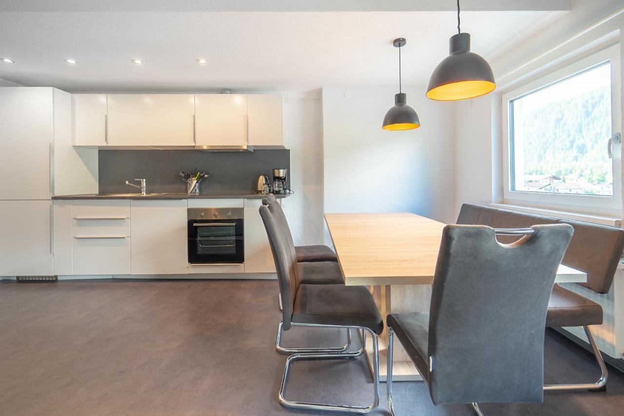 Urlaubsplatzl Appartements Oetz Buitenkant foto