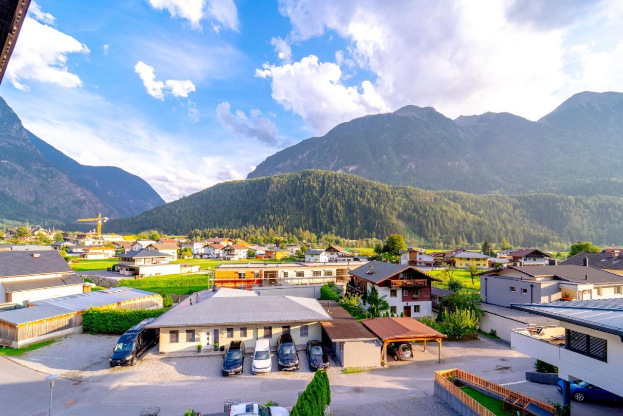 Urlaubsplatzl Appartements Oetz Buitenkant foto